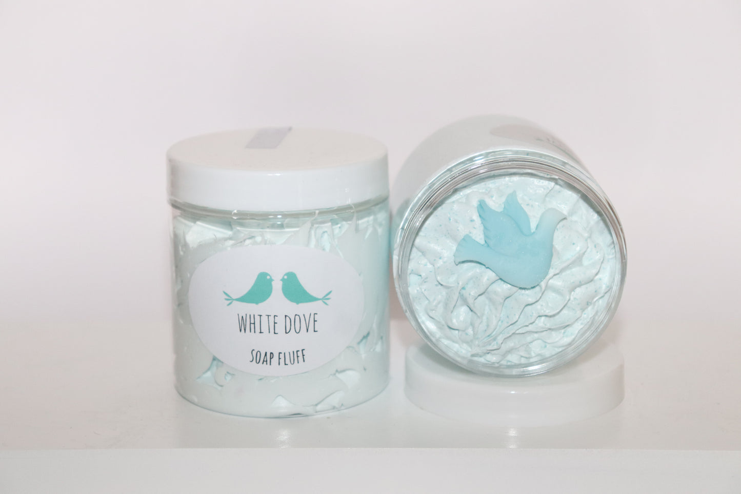 Savon fouetté White Dove